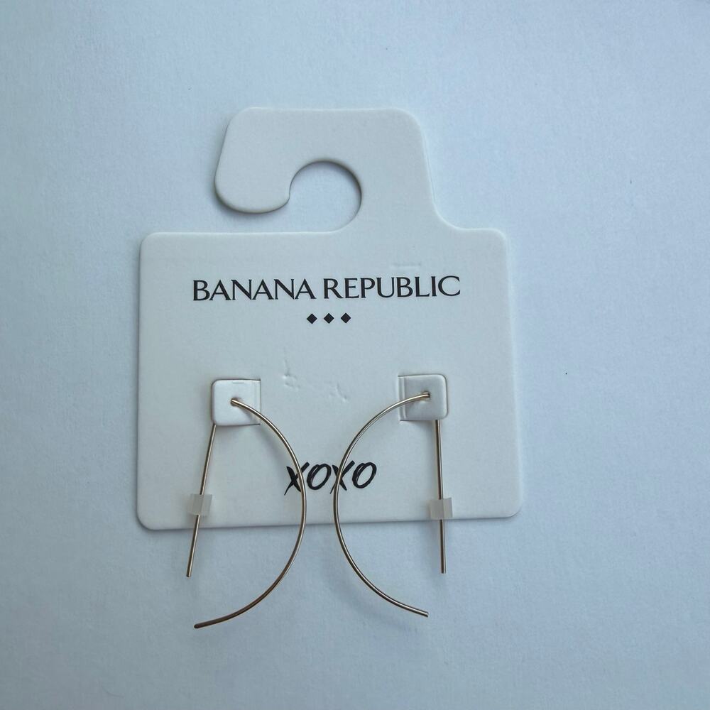 Banana Republic Gold Tone Open Crescent Hoop Earrings NWT